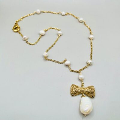 Collar Perlas Naturales/Moño Chapa