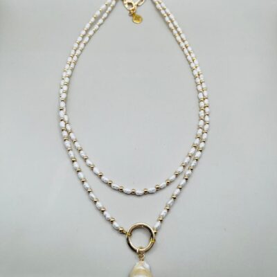 Collar Perlas Naturales/ Chapa